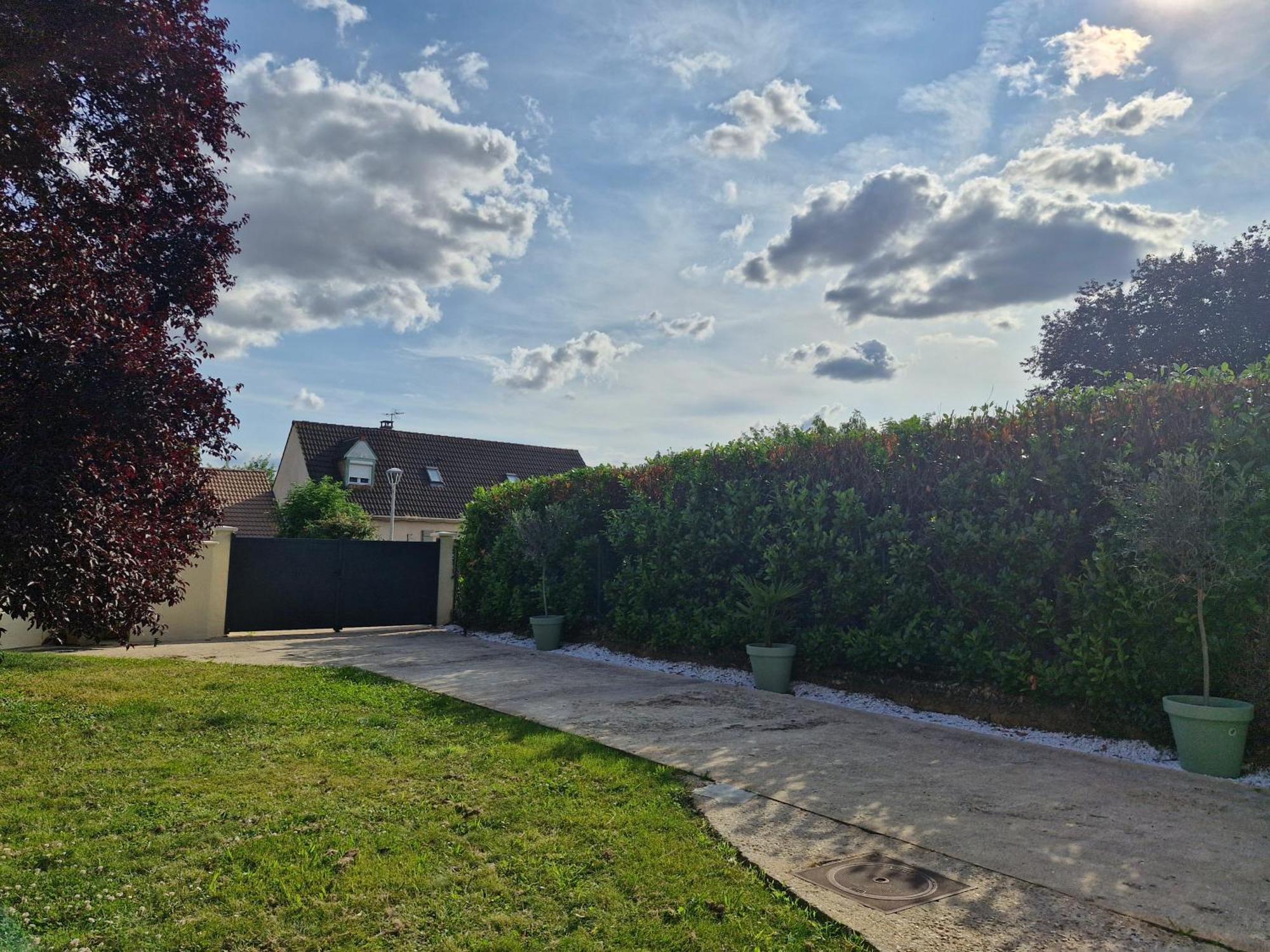 Chill House - Maison 2 Chambres - Option Jacuzzi Chevannes  Exterior foto